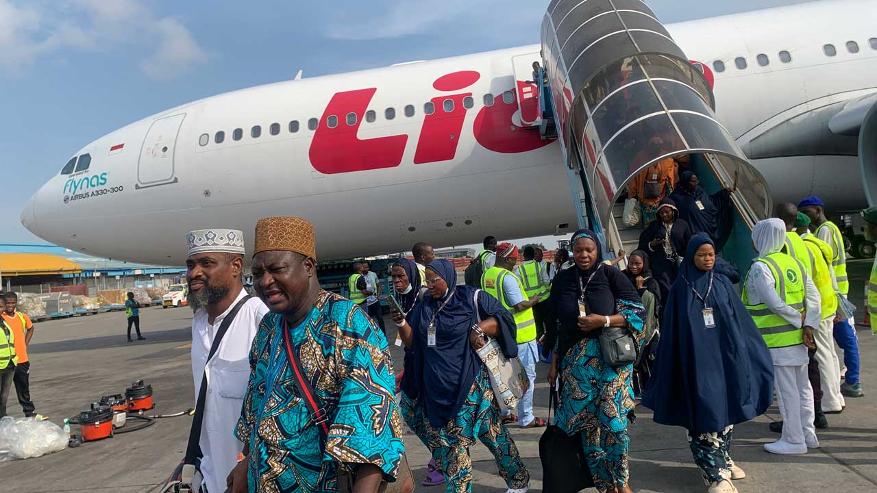 Hajj: 1,546 Pilgrims Arrive Home As Return Flight Begins