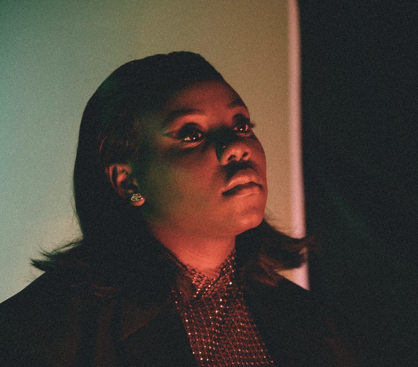 Teni’s Viral Wedding Moment: Singer Denied a Dance with Guest’s Husband Sparks Debate 
