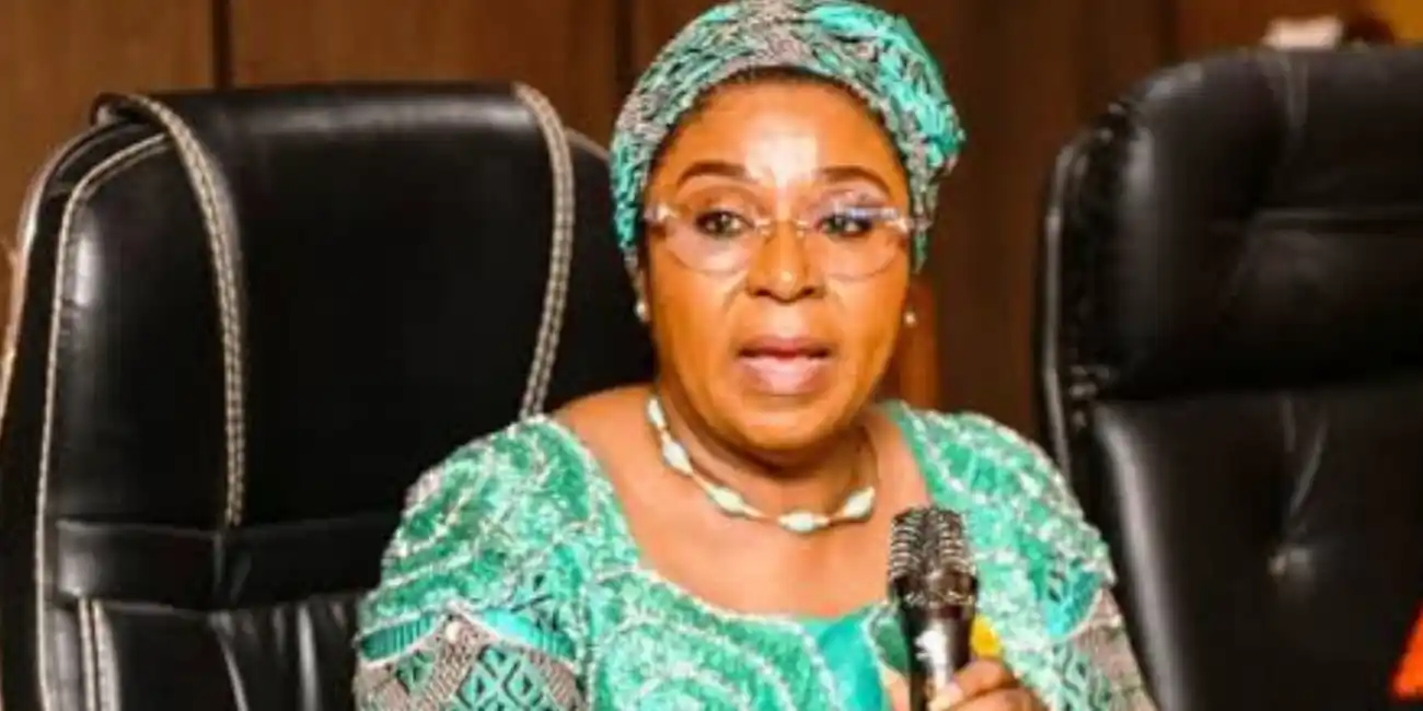 Civil Service Boss Admits Lapse in Fake Agency Scandal